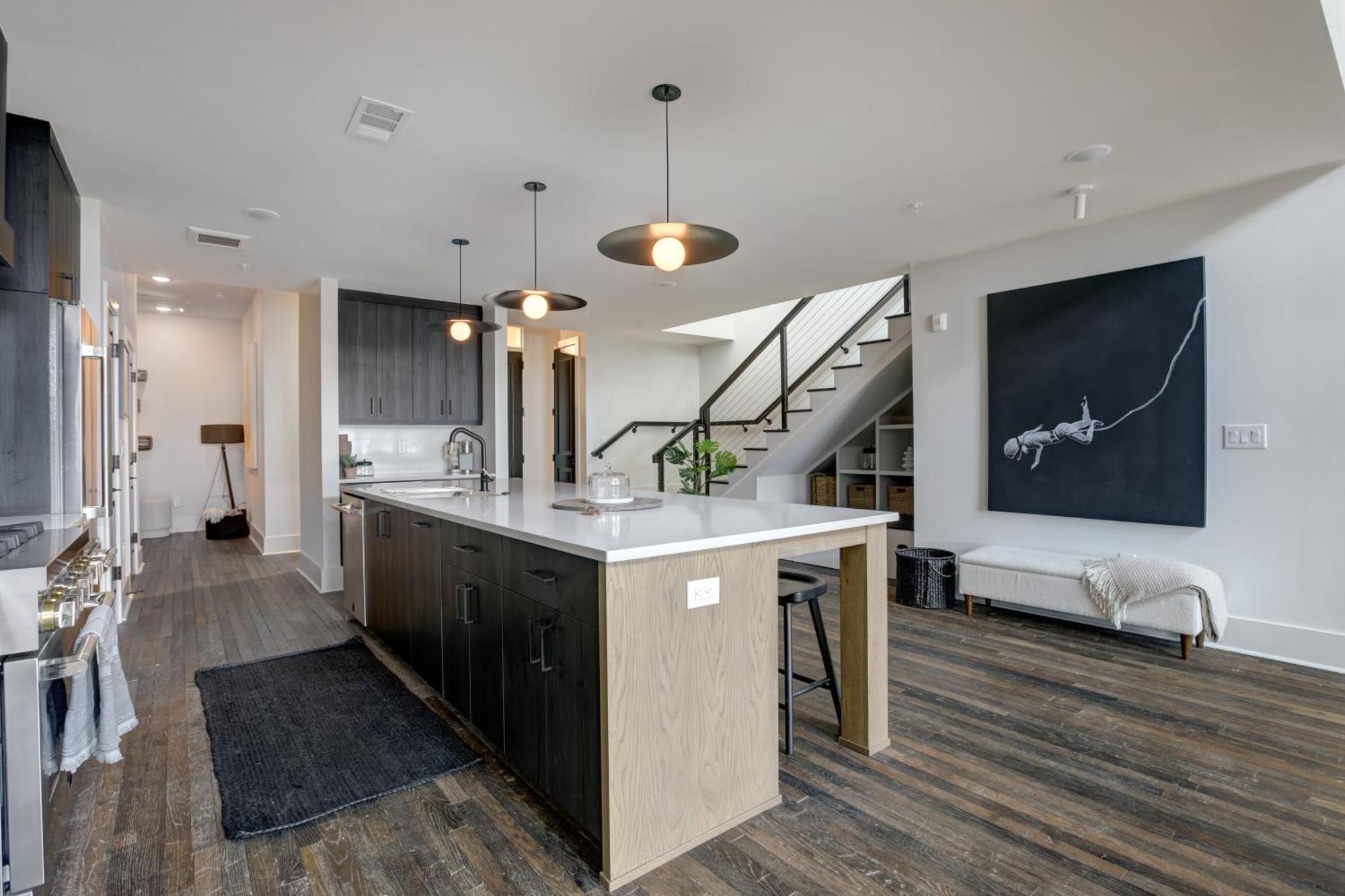 Entire Top Floor Penthouse Loft, Sleeps 20 Атланта Екстер'єр фото