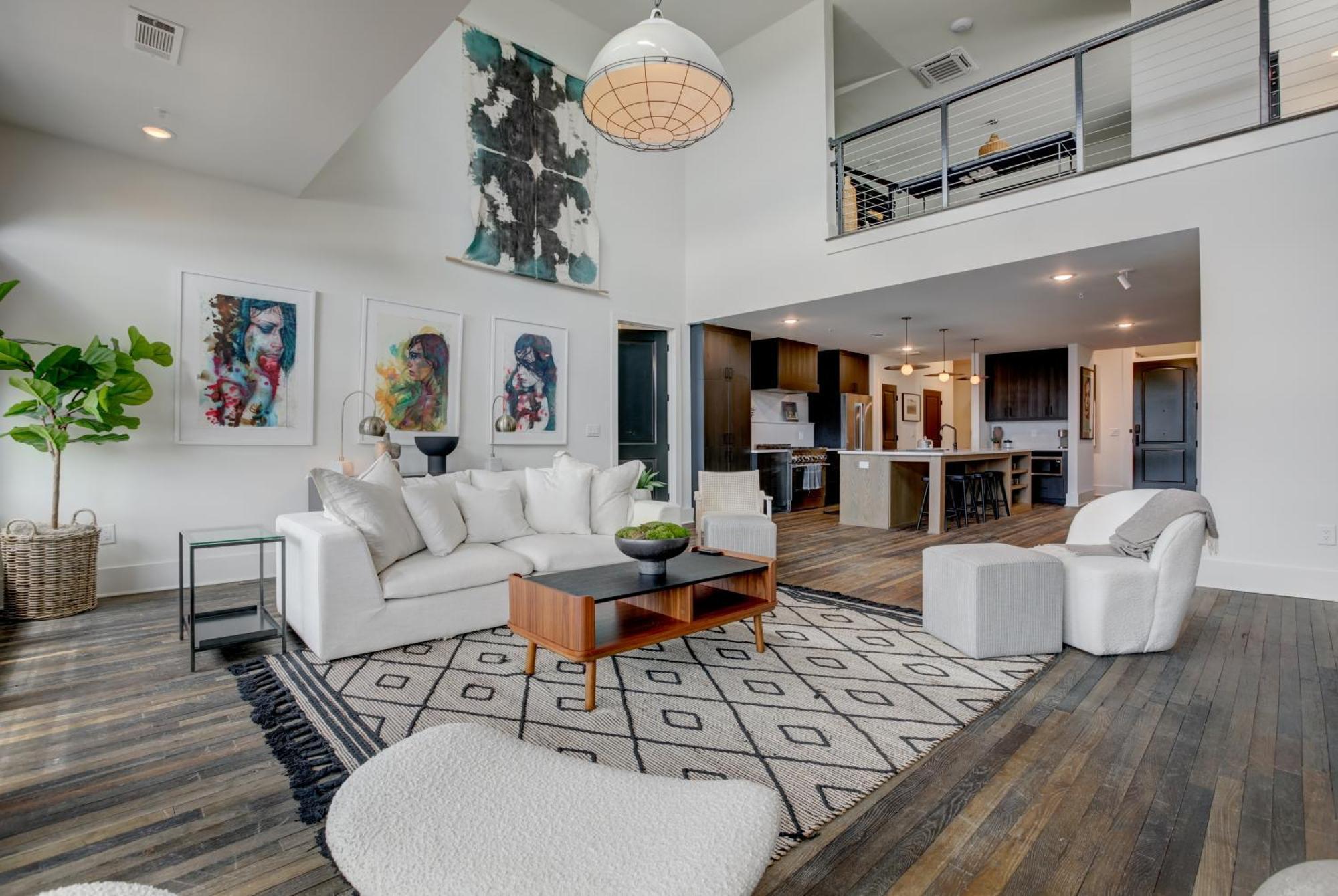 Entire Top Floor Penthouse Loft, Sleeps 20 Атланта Екстер'єр фото